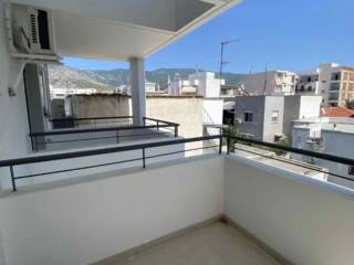 Piso mpalkoni pano Orophoy