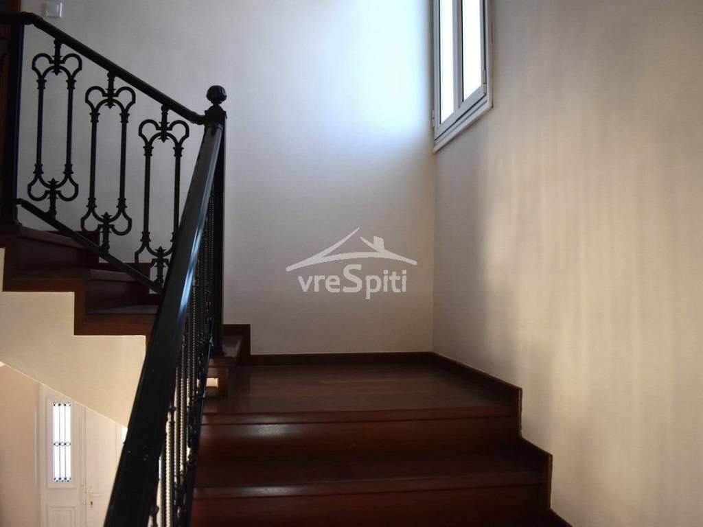 ΣΚΑΛΕΣ ΕΠΙΚΟΙΝΩΝΙΑΣ