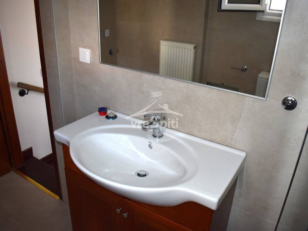 ΟΙΚΟΓΕΝΕΙΑΚΟ ΛΟΥΤΡΟ