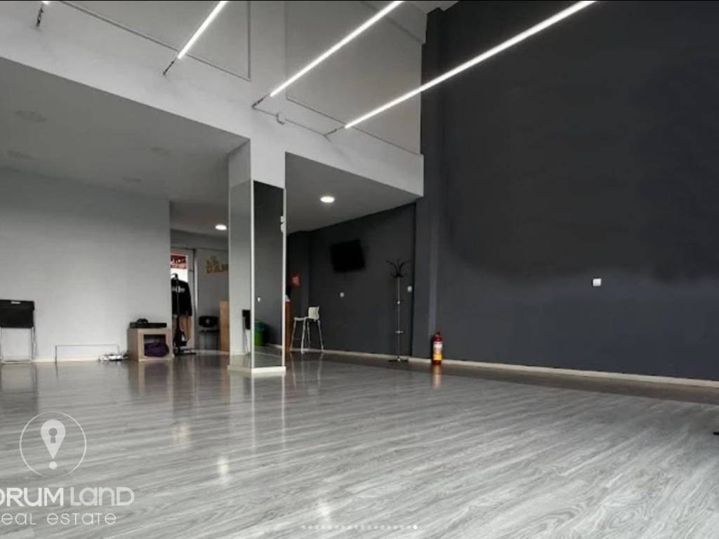 Forumland Real Estate, Εσωτερική όψη