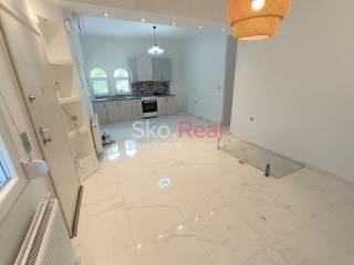 Σαλοκουζίνα