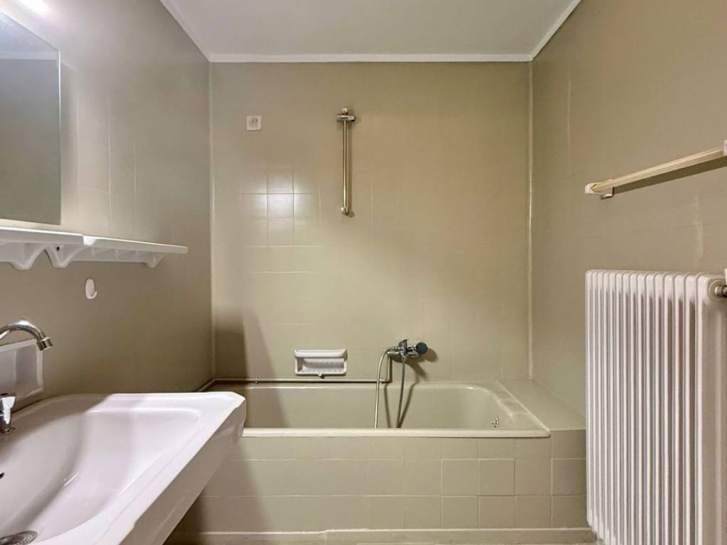 ag._meletiou-_viktorias_sq.-_marni_residential_apartment_for_rent