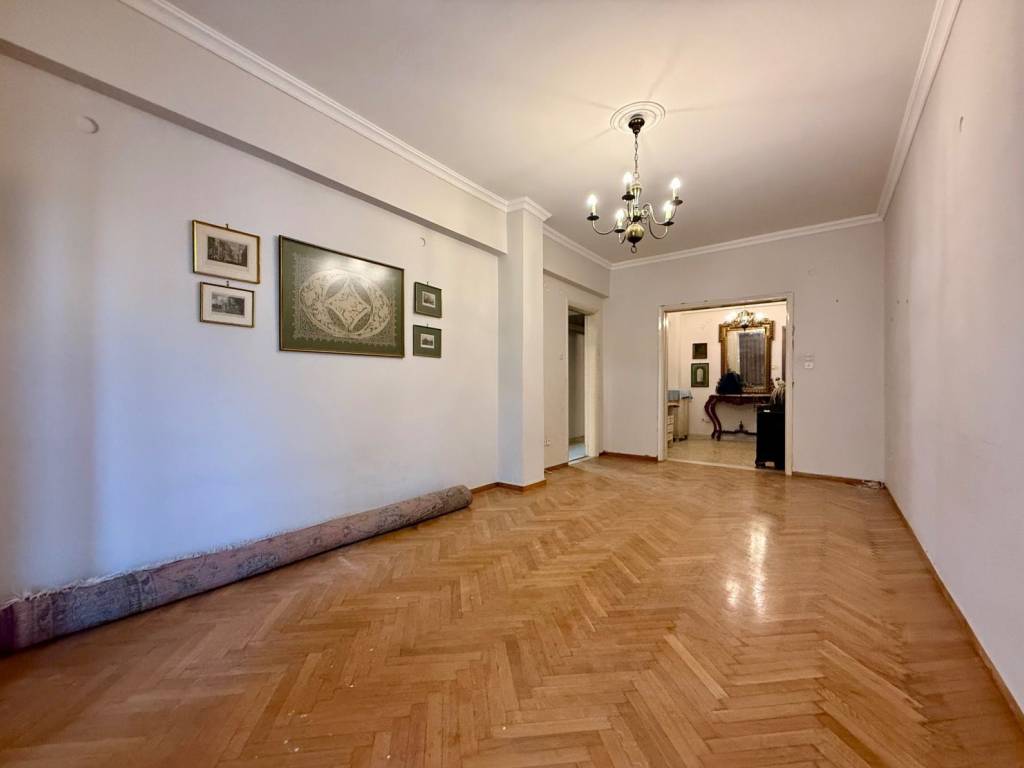 athens_medical_school_residential_apartment_for_rent