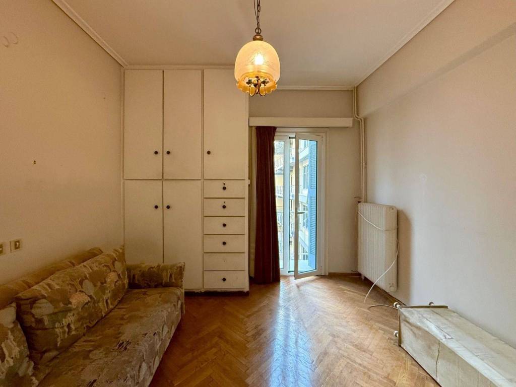 athens_medical_school_residential_apartment_for_rent