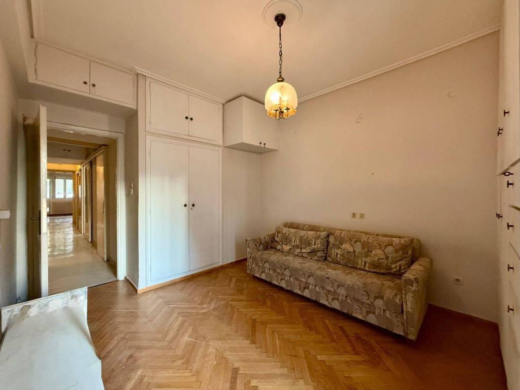 athens_medical_school_residential_apartment_for_rent