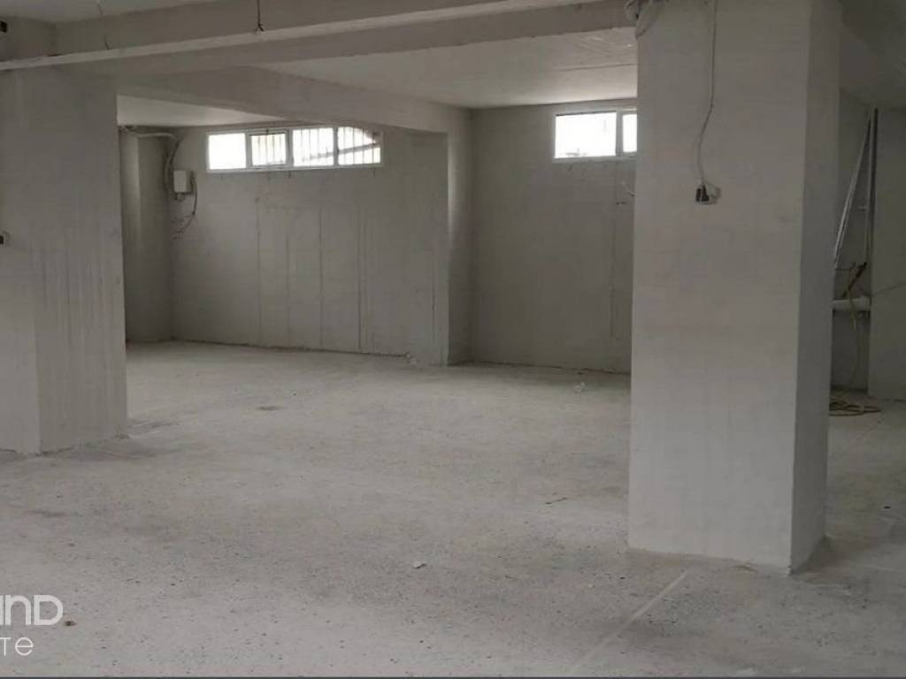 Forumland Real Estate, Αποθήκη