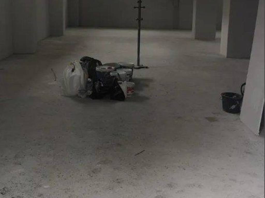 Forumland Real Estate, Αποθήκη