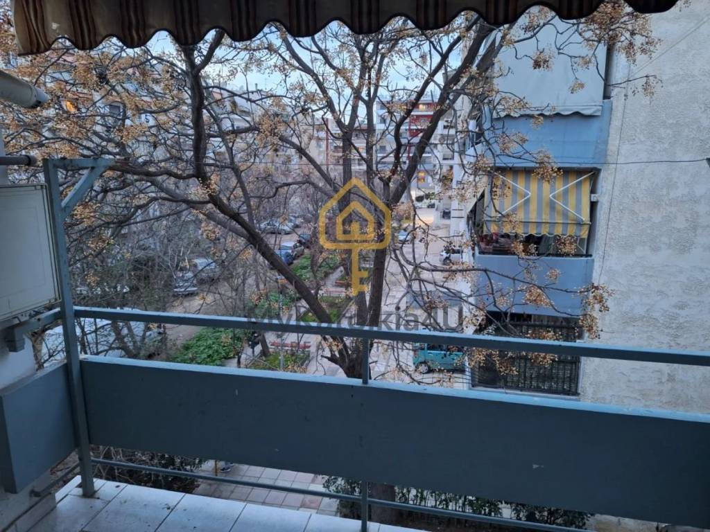 Θέα από μπαλκόνι