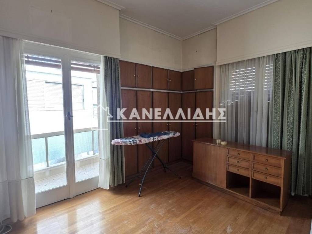 Υπνοδωμάτιο,1