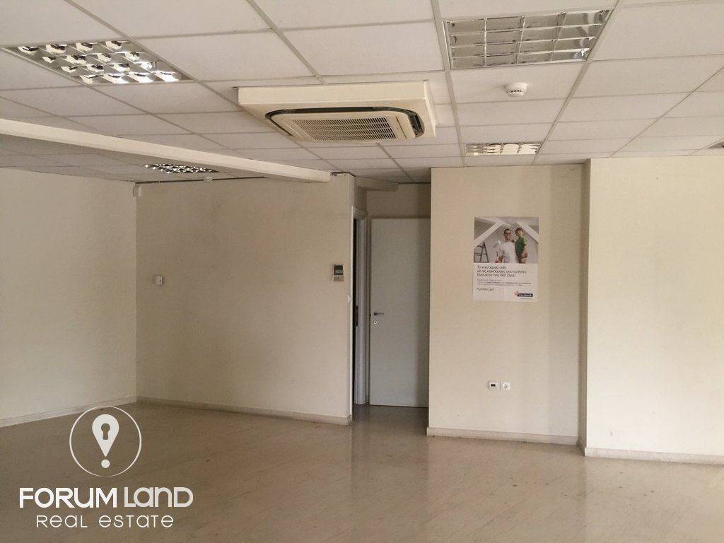 Forumland Real Estate, 1ος όροφος