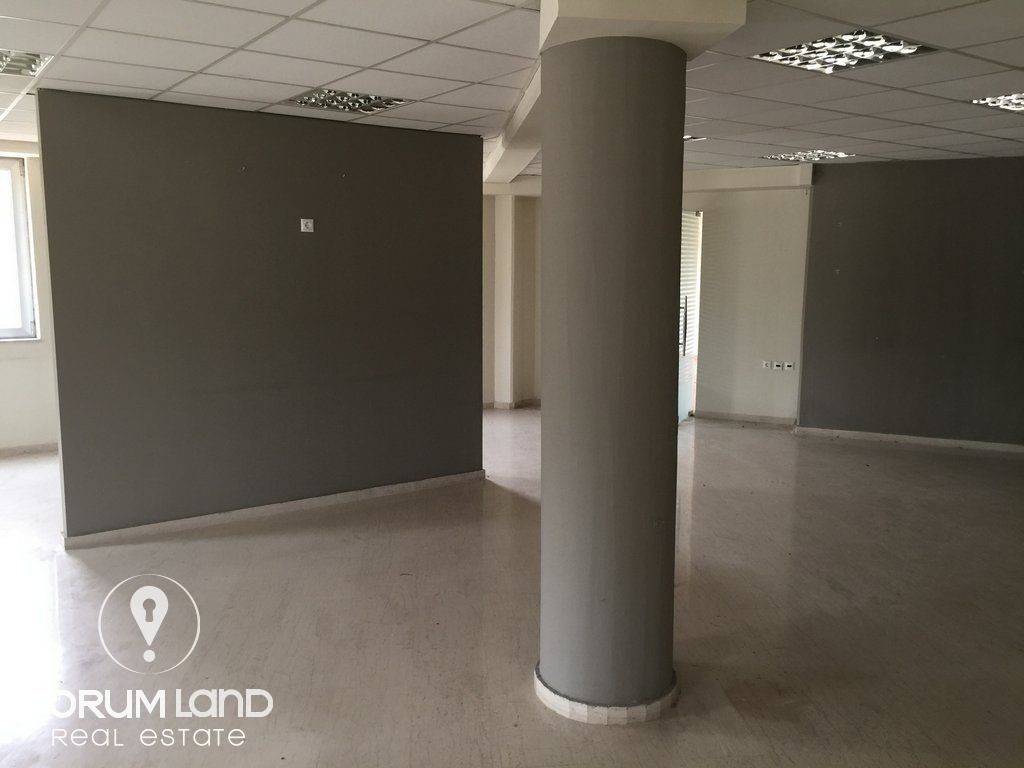 Forumland Real Estate, 1ος όροφος