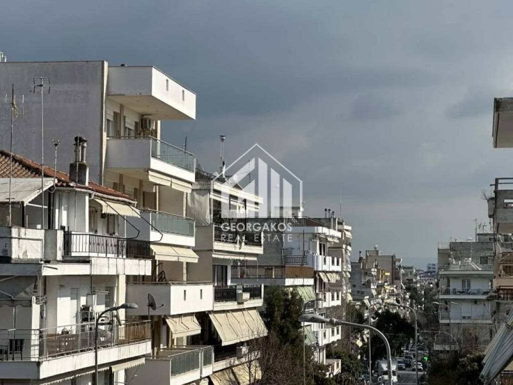 Θέα από μπαλκόνι