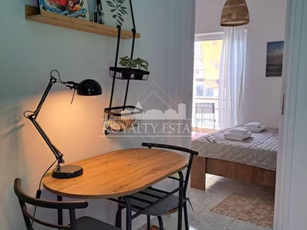 Σαλοκουζίνα