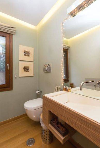 Εσωτερικοι χώροι