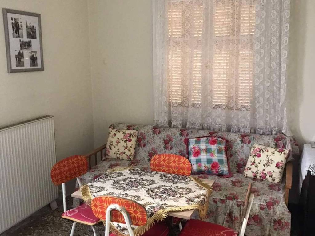 Καθιστικό κουζίνας ισογείου