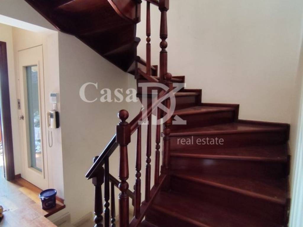 Εσωτερική σκάλα