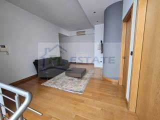 καθιστκο χωλ