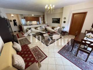 Σαλοκουζίνα