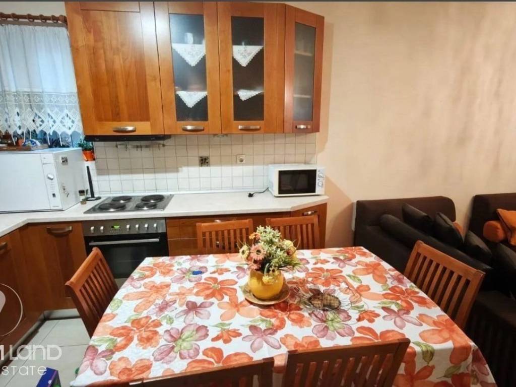 Forumland Real Estate, Σαλοκουζίνα