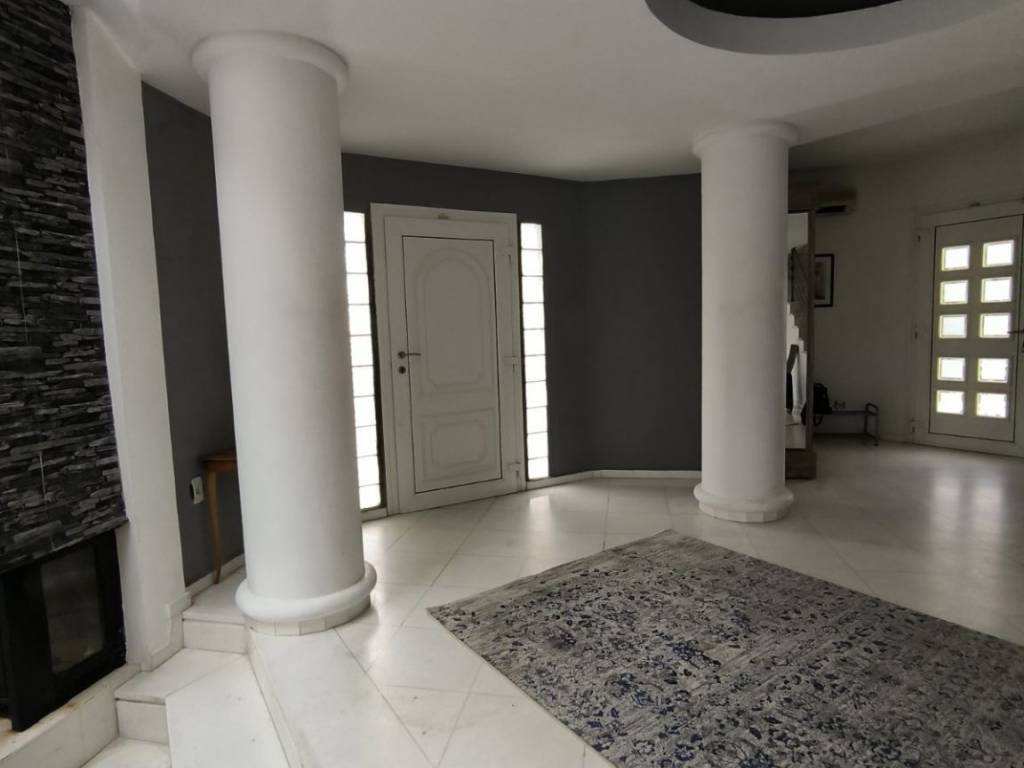 Εσωτερικοι χώροι