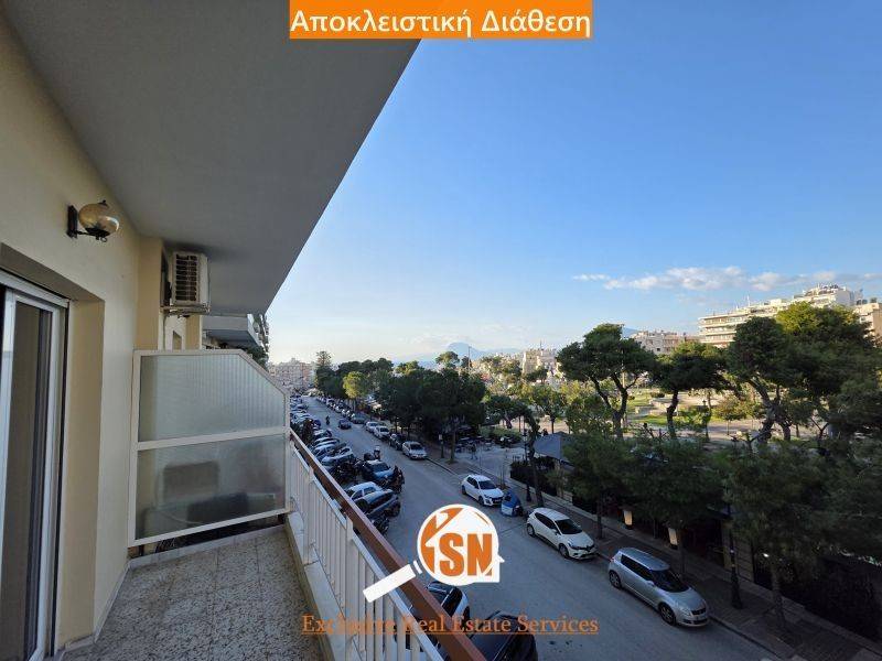 Θέα από μπαλκόνι