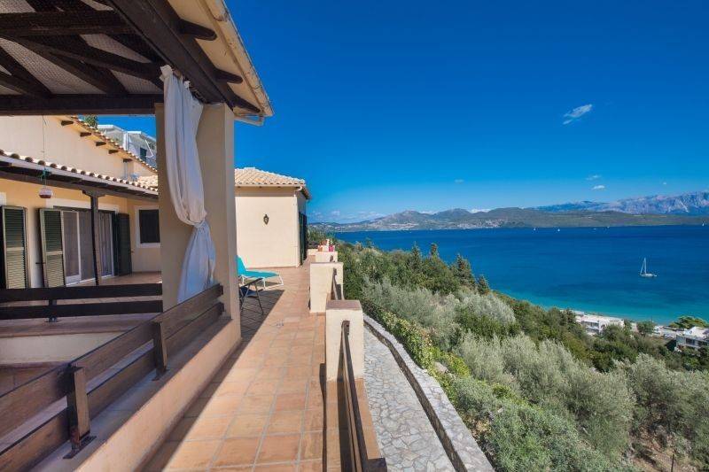 Θέα από μπαλκόνι