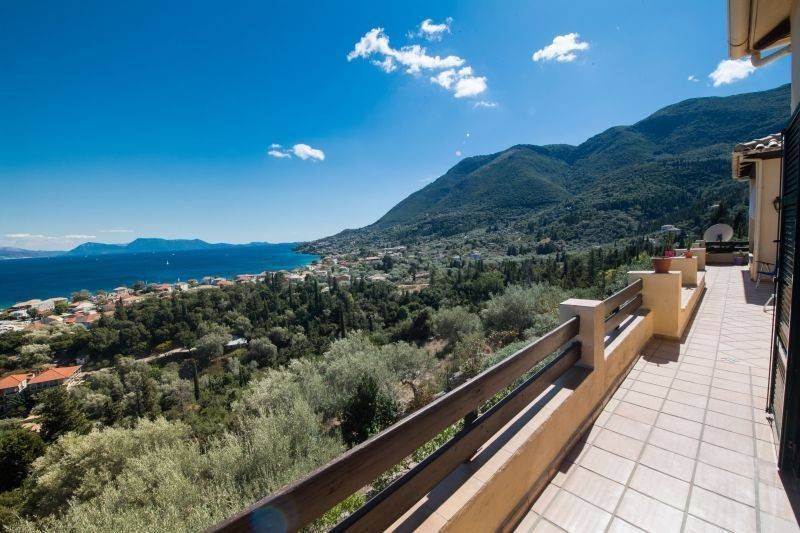 Θέα από μπαλκόνι