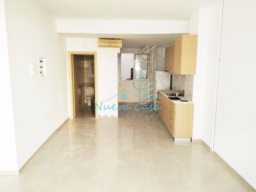 Σαλοκουζίνα