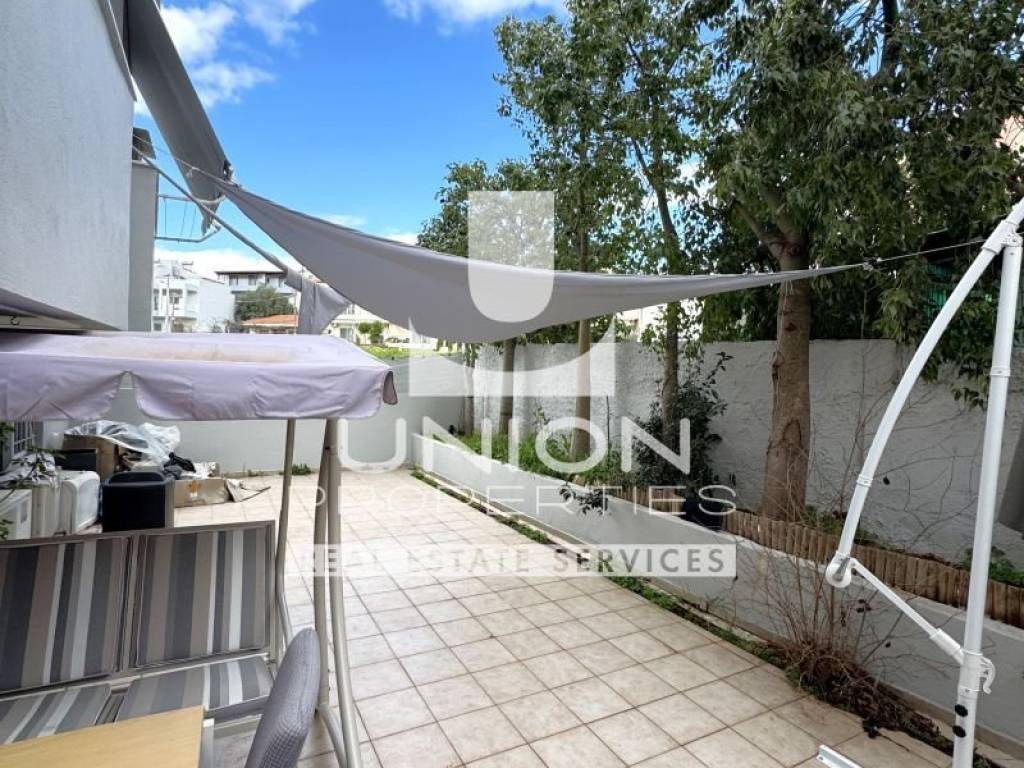 Θέα από μπαλκόνι