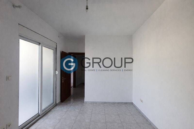 Τρία δωμάτια