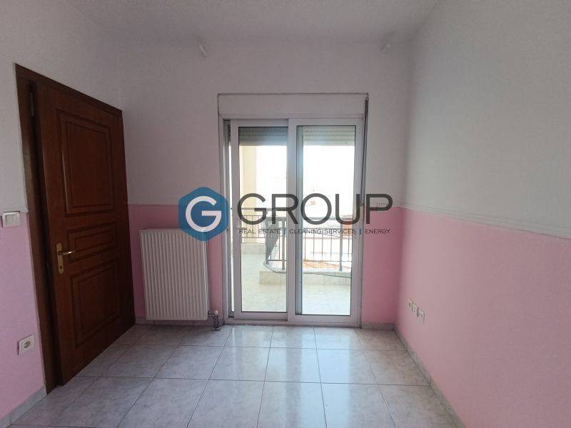 Τρία δωμάτια