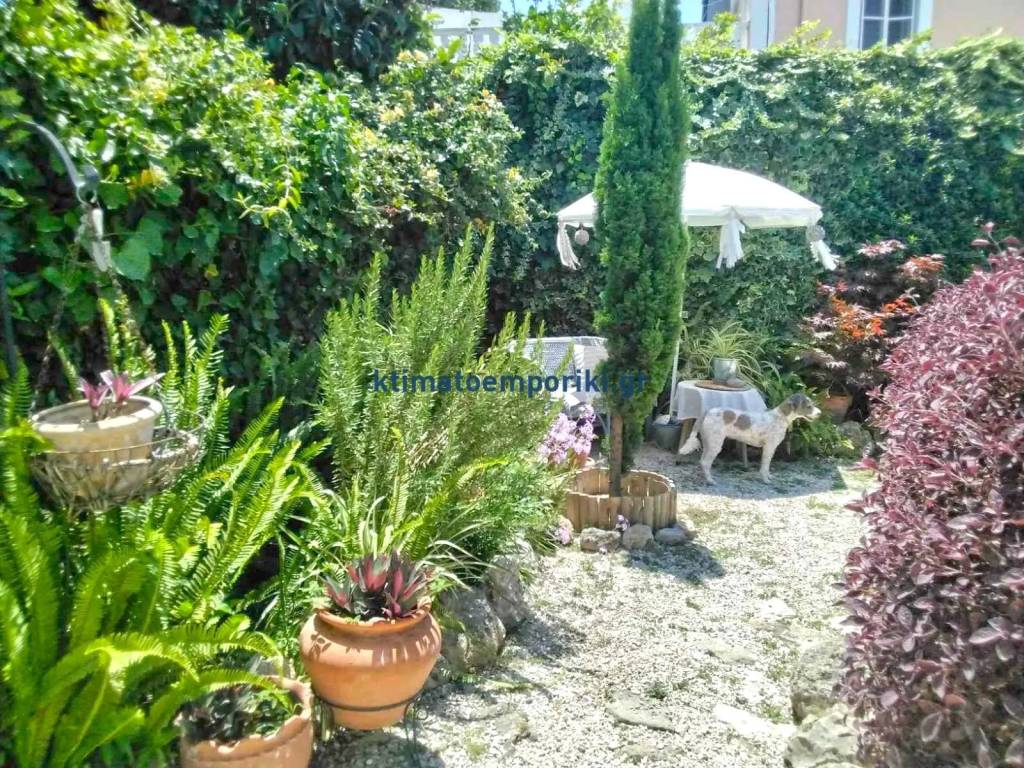 Εξωτερικοι χώροι