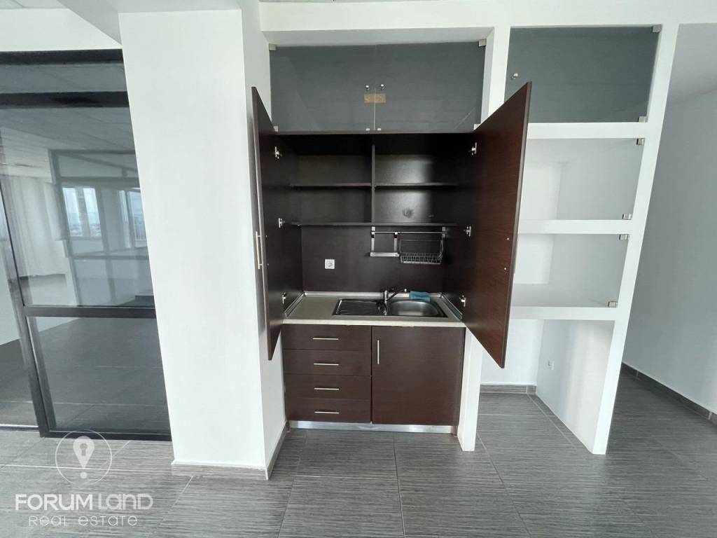 Forumland Real Estate, κουζινάκι