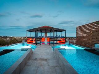 Εξωτερικοι χώροι