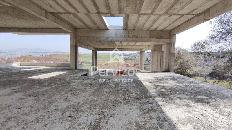 Άποψη χώρου,Όροφος