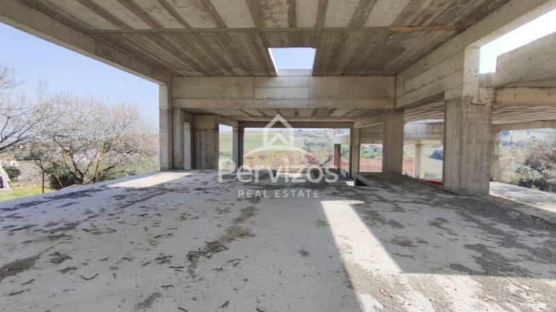 Άποψη χώρου,Όροφος