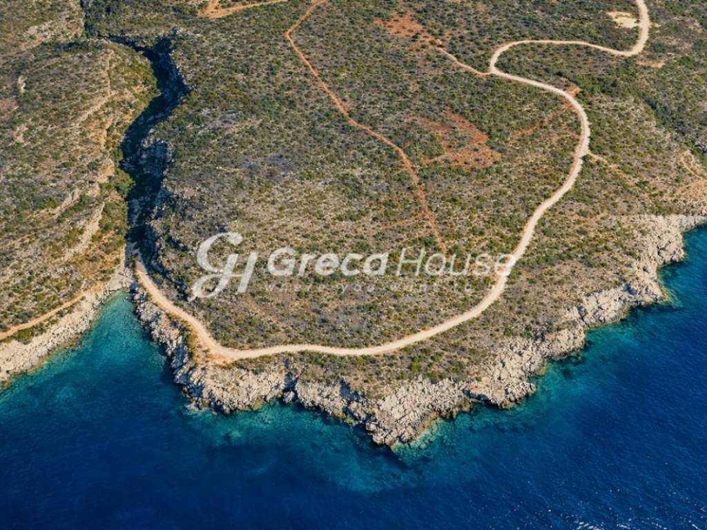 Μάνη παραθαλάσσιο οικοδομήσιμο και επικλινές οικόπεδο