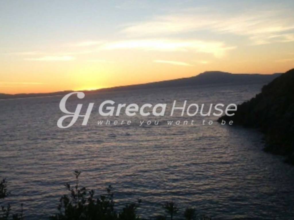 Πελοπόννησος Παραθαλάσσιο οικοδομήσιμο οικόπεδο προς πώληση