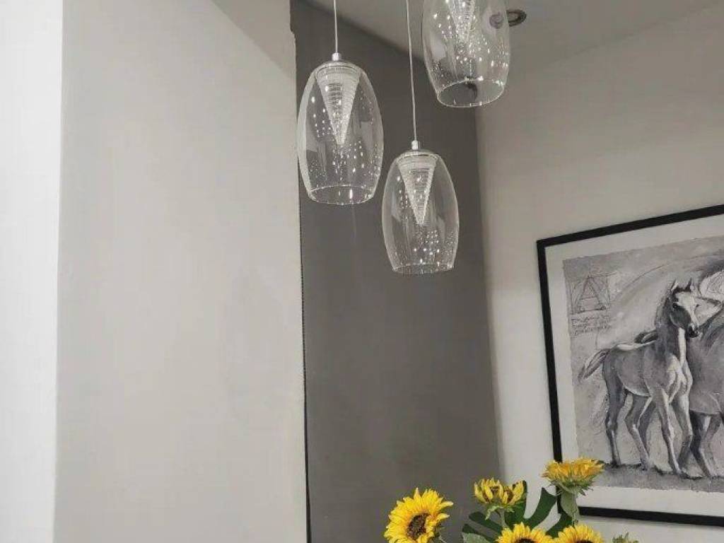 Forumland Real Estate, Διακόσμηση