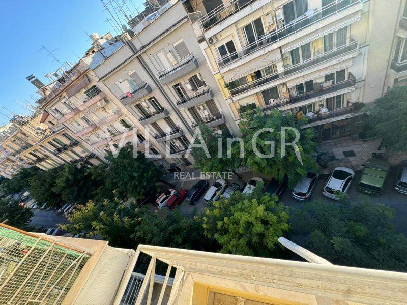 Θέα από μπαλκόνι