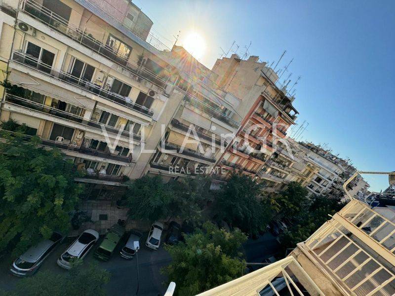 Θέα από μπαλκόνι