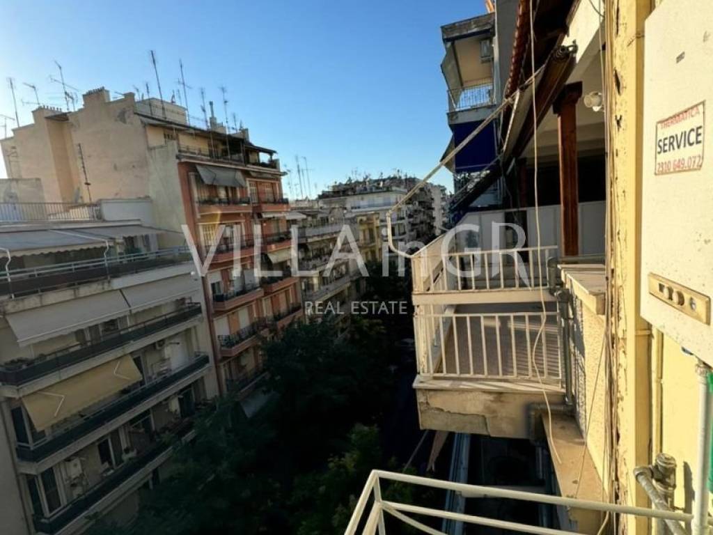 Θέα από μπαλκόνι