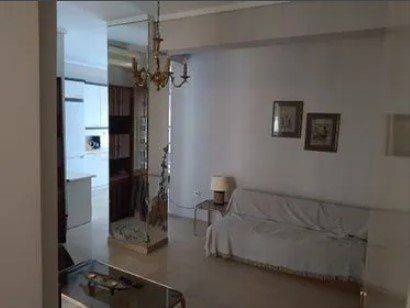 Forumland Real Estate, Σαλόνι