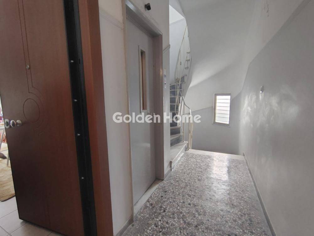 Χολ - Διάδρομος