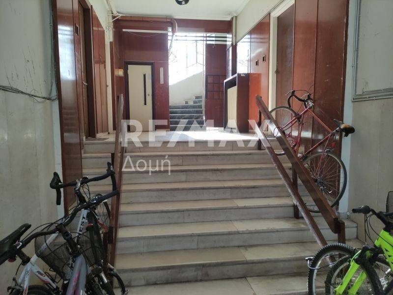 Είσοδος οικοδομής