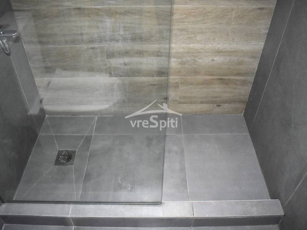 ΚΑΜΠΙΝΑ ΛΟΥΤΡΟΥ