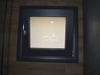 ΠΑΡΑΘΥΡΟ ΛΟΥΤΡΟΥ