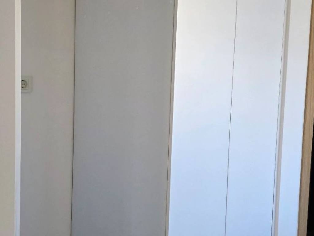 ΧΩΡΟΣ ΨΥΓΕΙΟΥ ΚΑΙ ΔΙΠΛΑ ΧΩΡΟΣ ΓΙΑ ΠΛΥΝΤΗΡΙΟ - ΣΤΕΓΝΩΤΗΡΙΟ