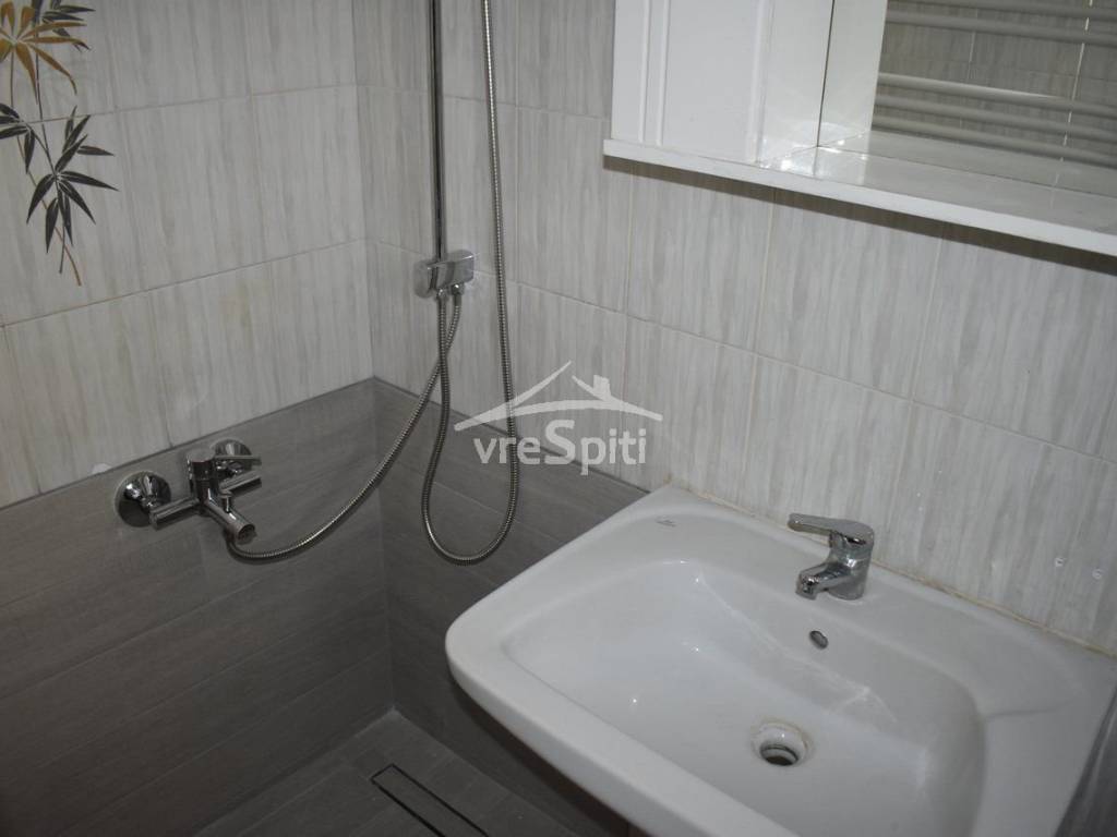 ΑΠΟΨΗ ΛΟΥΤΡΟΥ