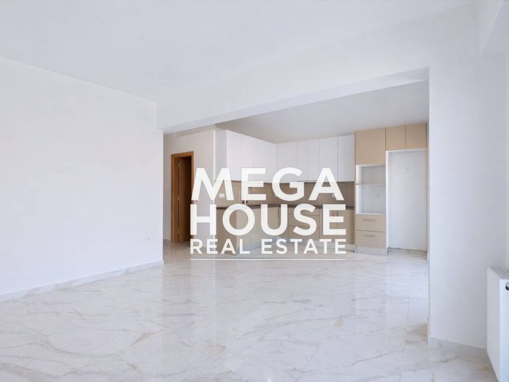 kitchen/living room 4th floor